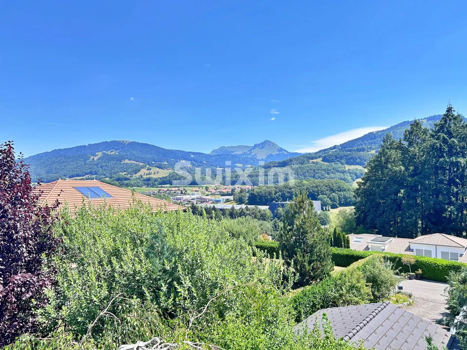 Location courte durée, Villa meublée 5.5 pièces  ! Coup de coeur assuré !