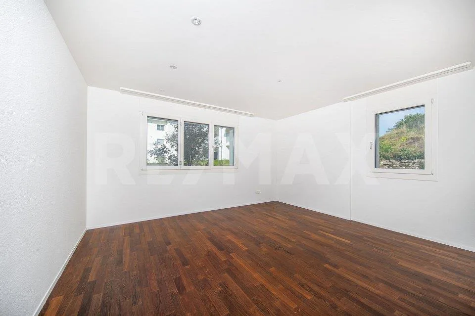 Elegante, helle 3.5-Zi.-Wohnung mit grosser Terrasse und Bergpanoramasicht, 6353 Weggis LU