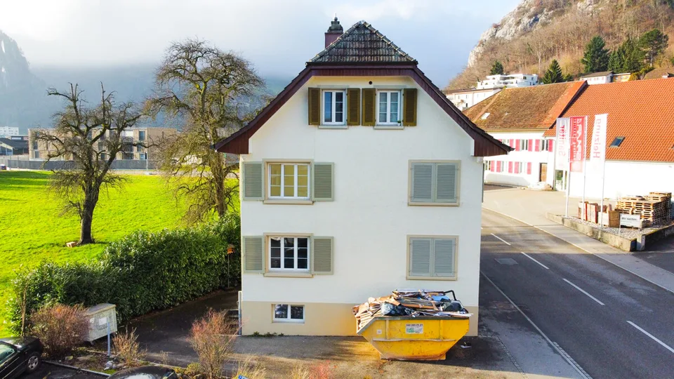 Immobile residenziale e commerciale flessibile per co-living, studio e uso commerciale