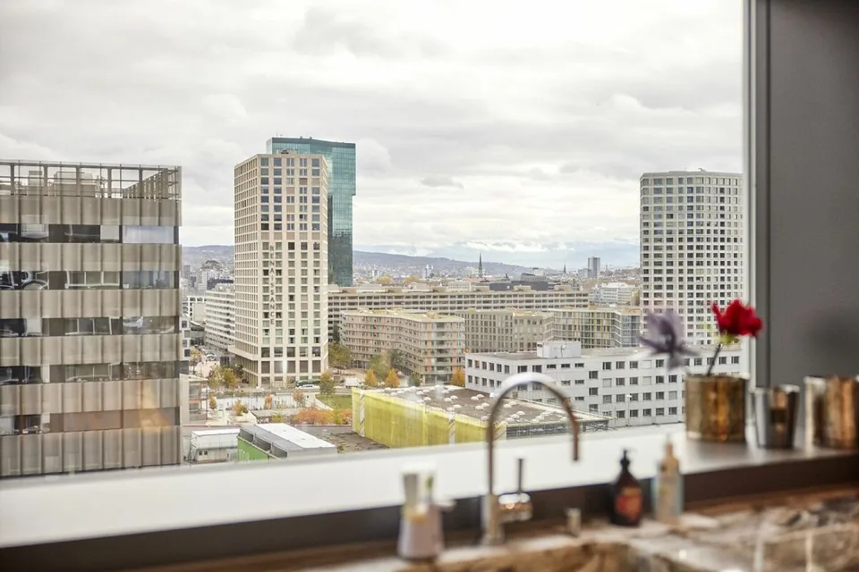 Über den Dächern von Zürich - Edles Design &amp; einzigartige Innenarchitektur