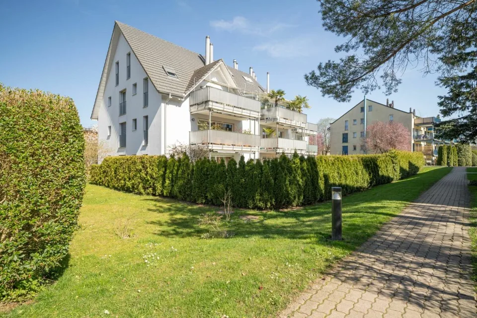 Spacious Minergie Apartment with 31 m² Terrace Area near Zurich