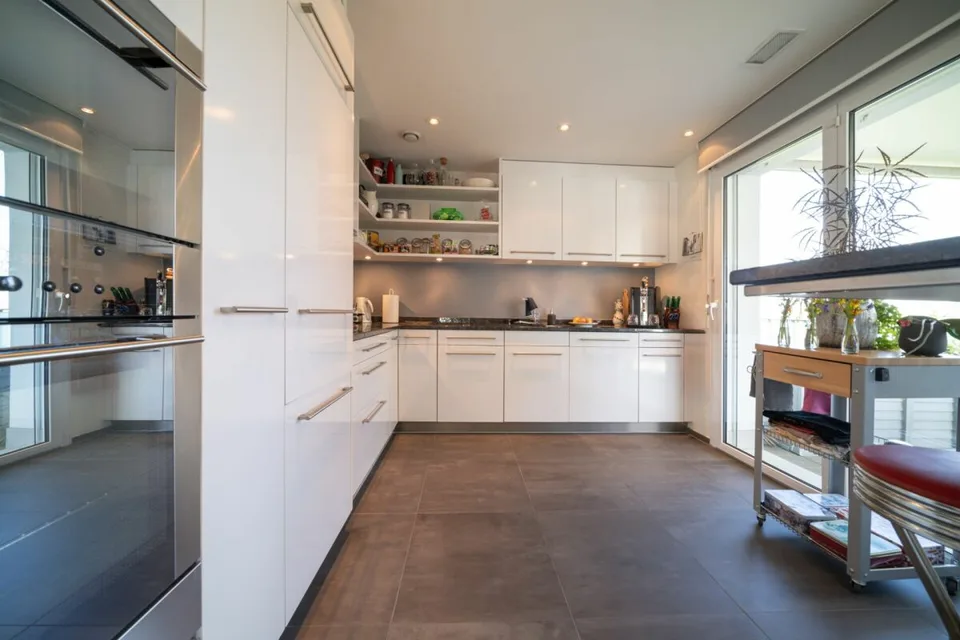 Spazio per alte pretese - 3½ stanze, 116 m² di superficie abitabile e due terrazze soleggiate – foto 3 di 11
