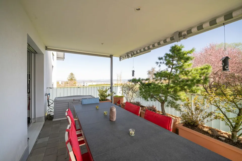 Spacious Minergie Apartment with 31 m² Terrace Area near Zurich