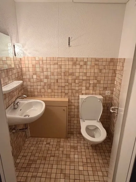 Bureaux sous-location abordables pour au moins 1 an – photo 6 sur 8