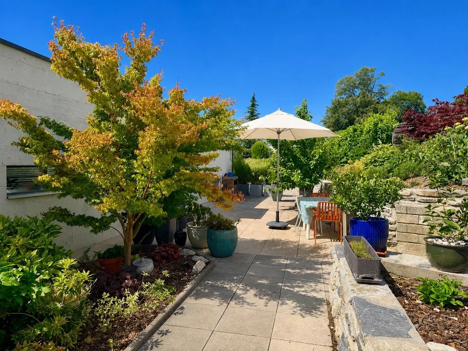 Very beautiful architect villa of 4.5 rooms for rent in Savièse