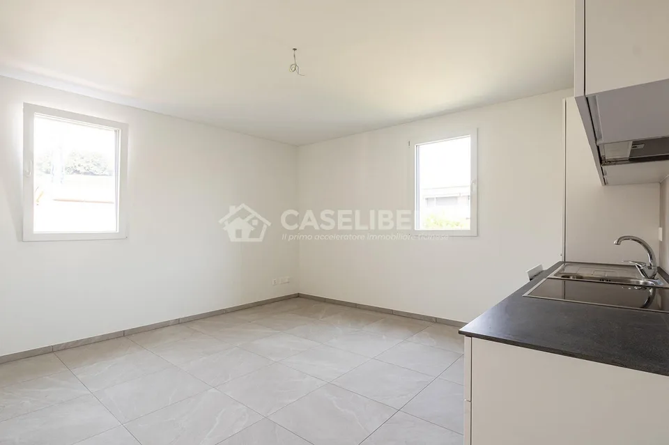 NOUVEAU 2.5 PIÈCES À STABIO