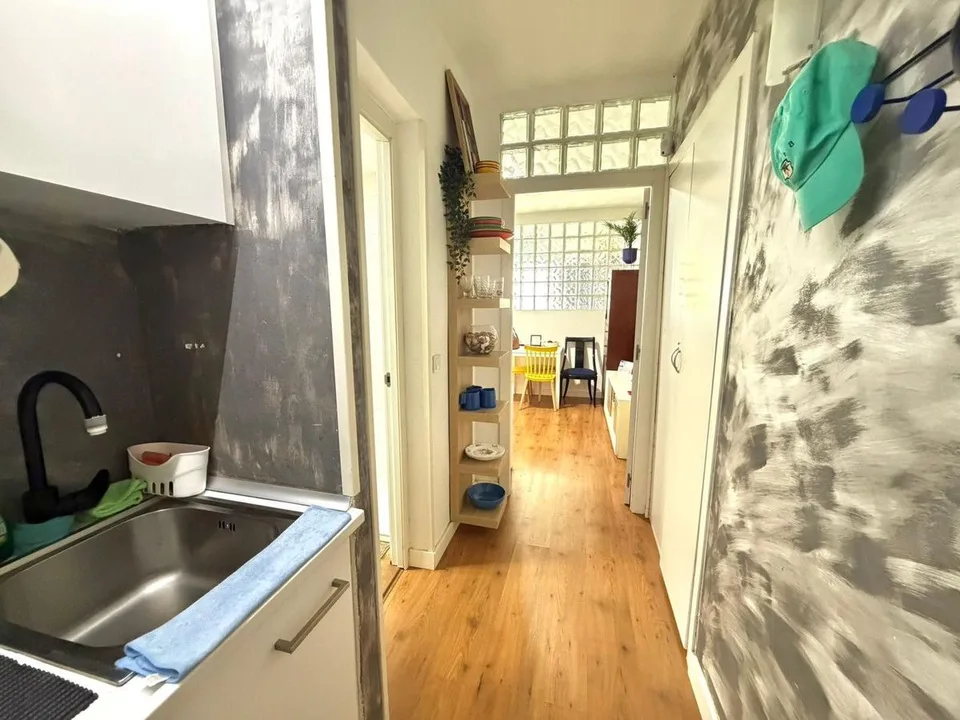 Studio 24 m2 confortable avec chambre séparée au au centre ville