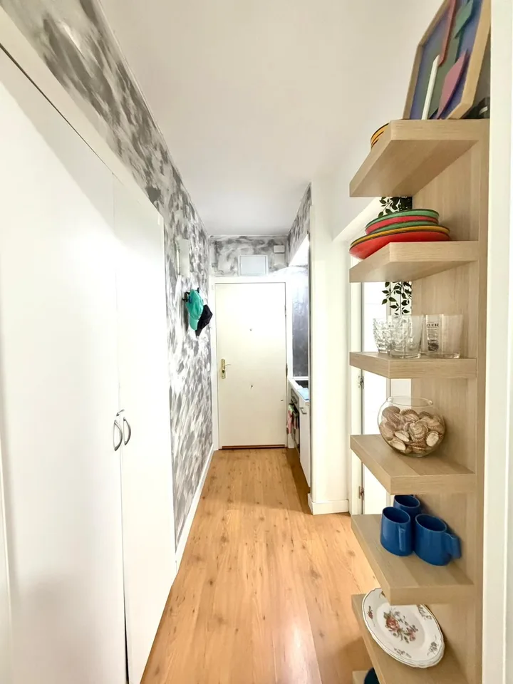 Studio 24 m2 confortable avec chambre séparée au au centre ville