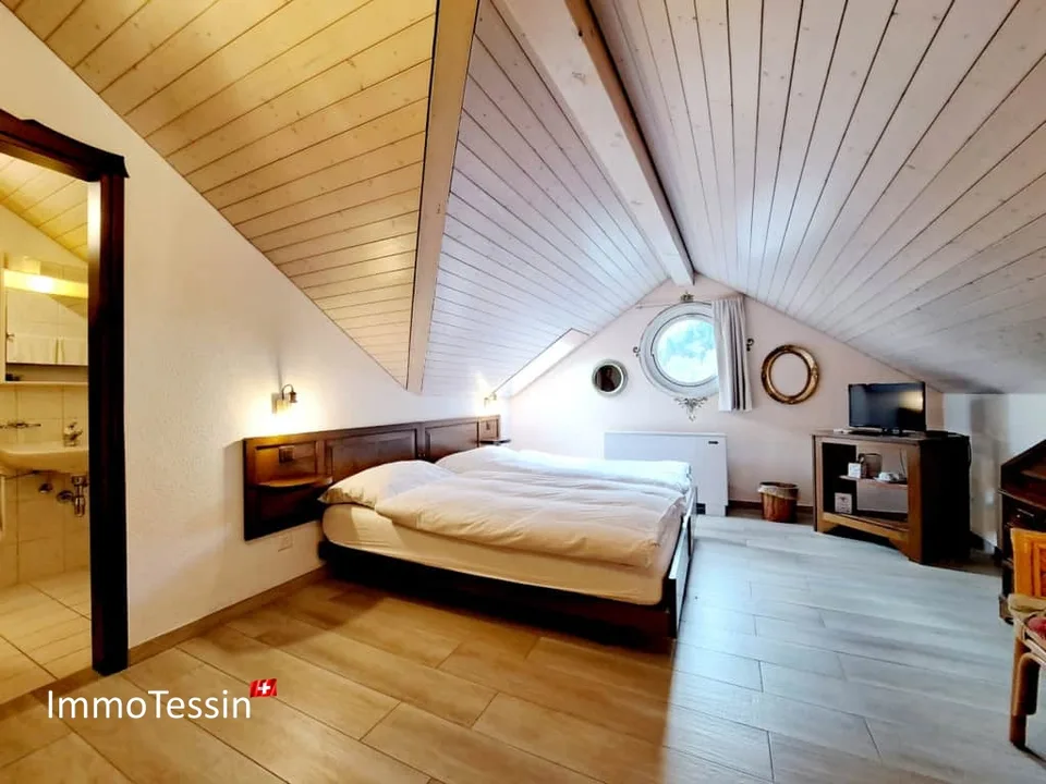 GELEGENHEIT: 20 Zimmer Hotel mit Restaurant - Historischer Luxus in zeitlosem Design aus dem 18. Jahrhundert – Foto 11 von 13