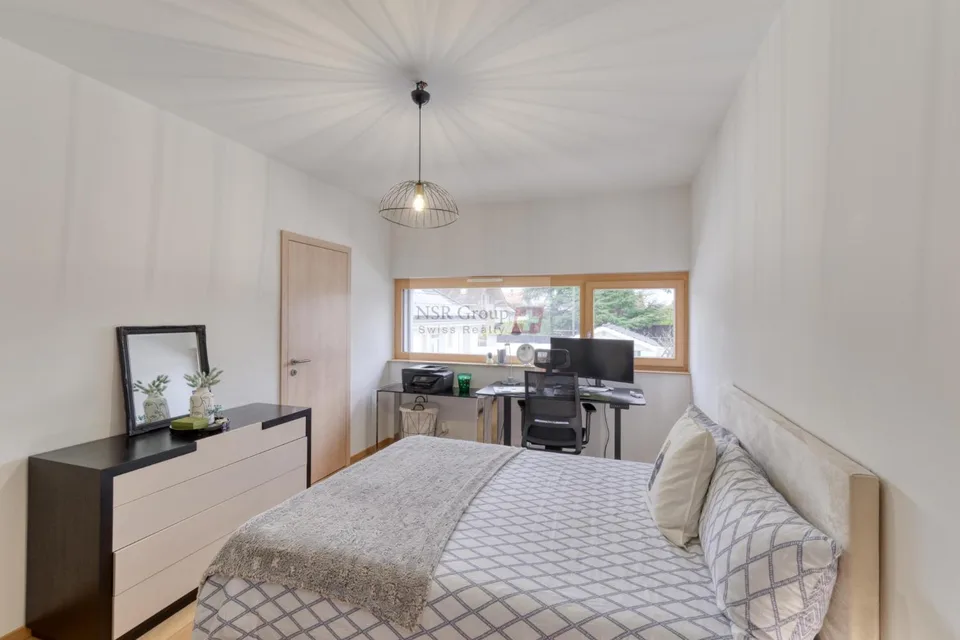Appartement en attique récent - lumineux - En DDP