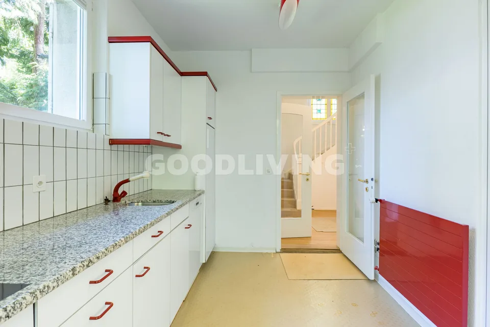 Detached house