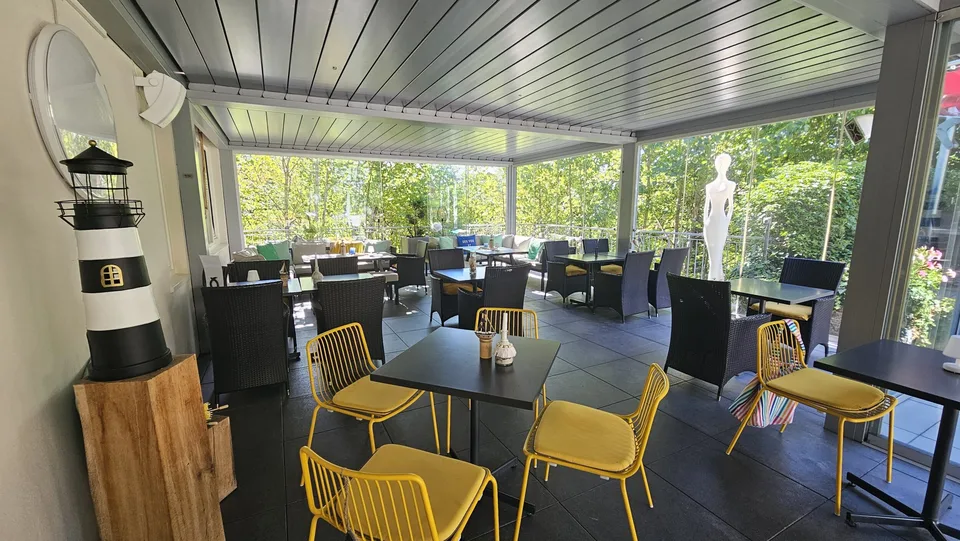 Renommiertes Hotel-Restaurant-Brasserie zu verkaufen in Porrentruy