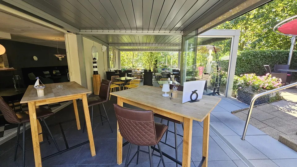Renommiertes Hotel-Restaurant-Brasserie zu verkaufen in Porrentruy