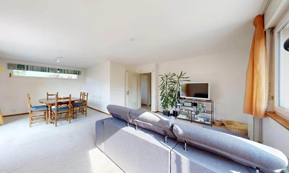 Maison familiale lumineuse avec jardin et potentiel de studio