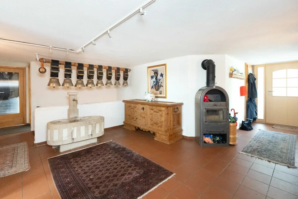 Maison appenzelloise rénovée très généreuse avec une intimité absolue