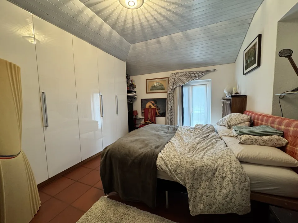 Welcoming and Bright 4.5 Rooms on the Top Floor in Bedano