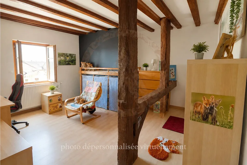 Dorfhaus mit 2 Wohnungen in Pailly