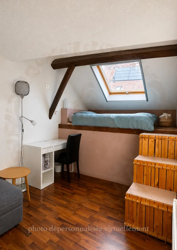 Dorfhaus mit 2 Wohnungen in Pailly