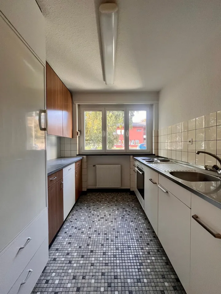 Bright and Cozy Apartment in a Quiet Neighborhood