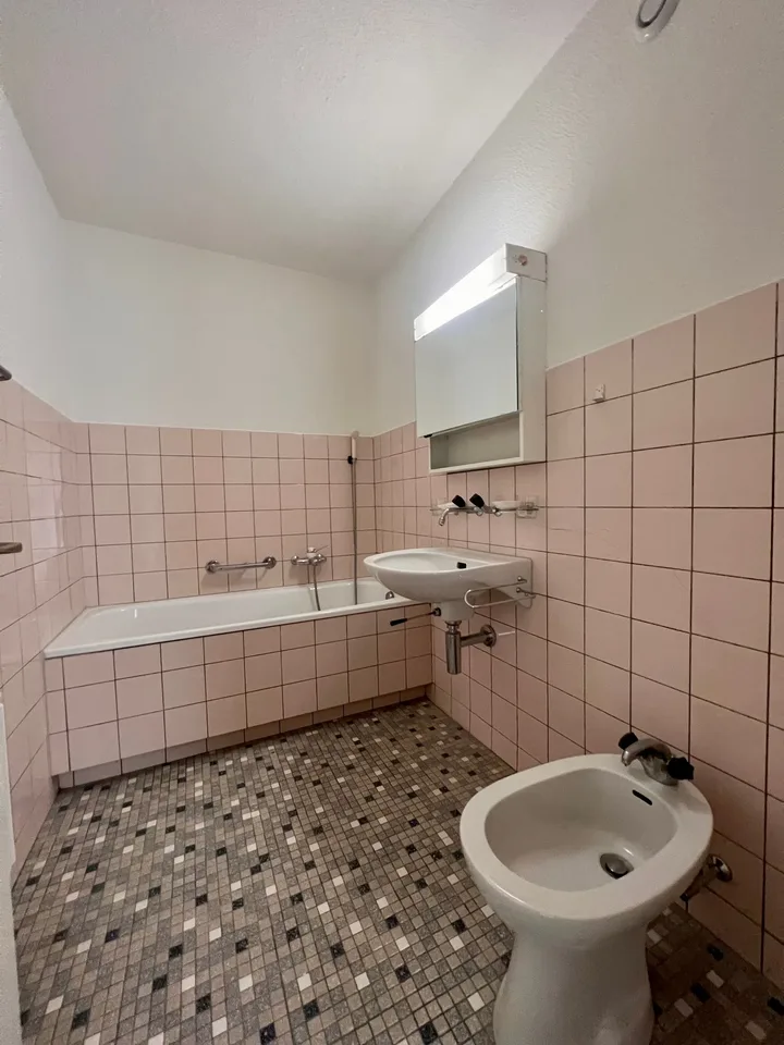 Helle und gemütliche Wohnung in ruhigem Quartier – Foto 7 von 9