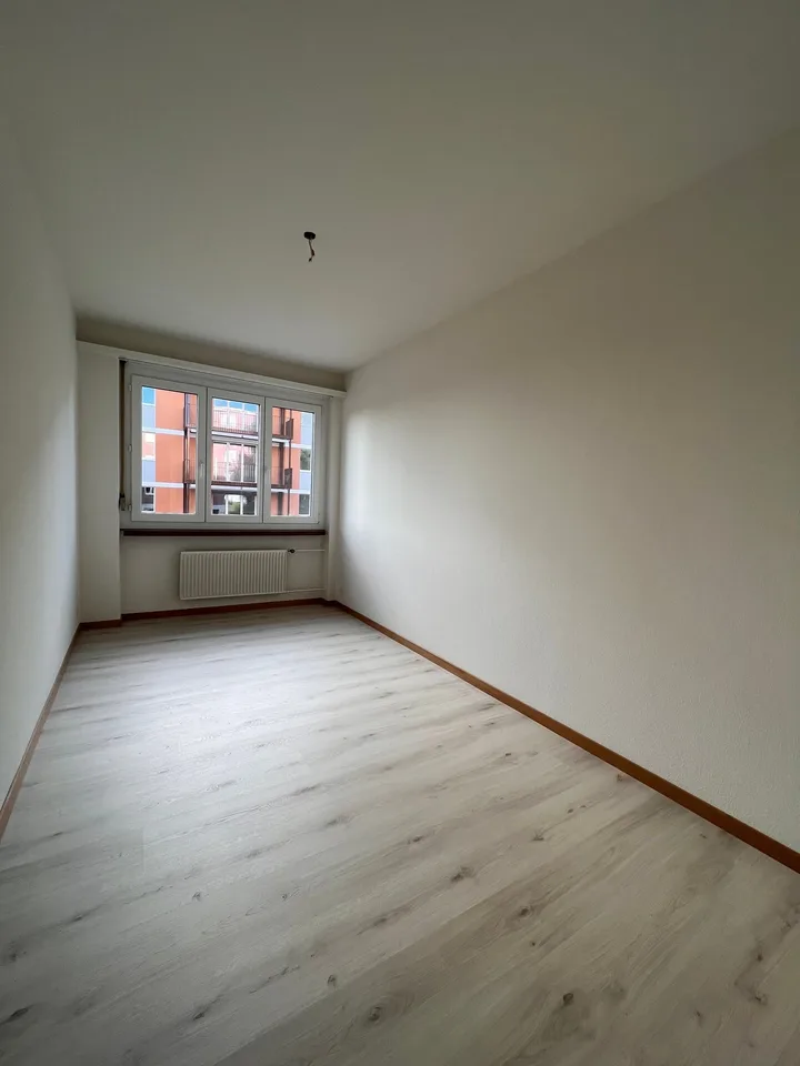 Bright and Cozy Apartment in a Quiet Neighborhood