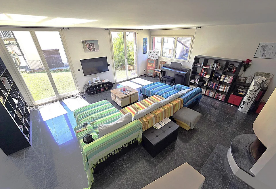 Spacious Single-Family House in Castione