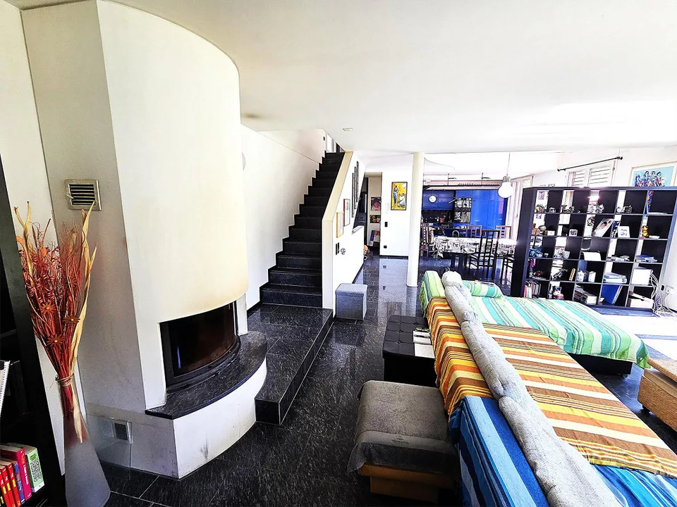 Spacious Single-Family House in Castione