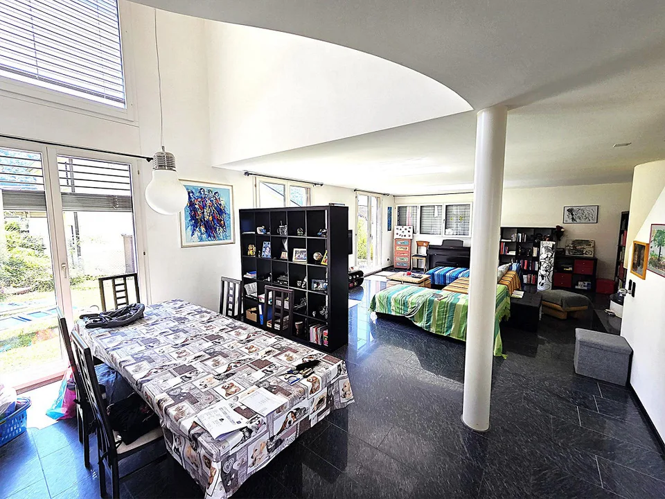 Spacious Single-Family House in Castione