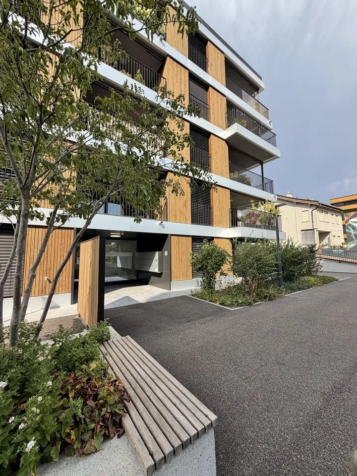 Moderne möblierte 1.5 Zimmer Wohnung in Allschwil