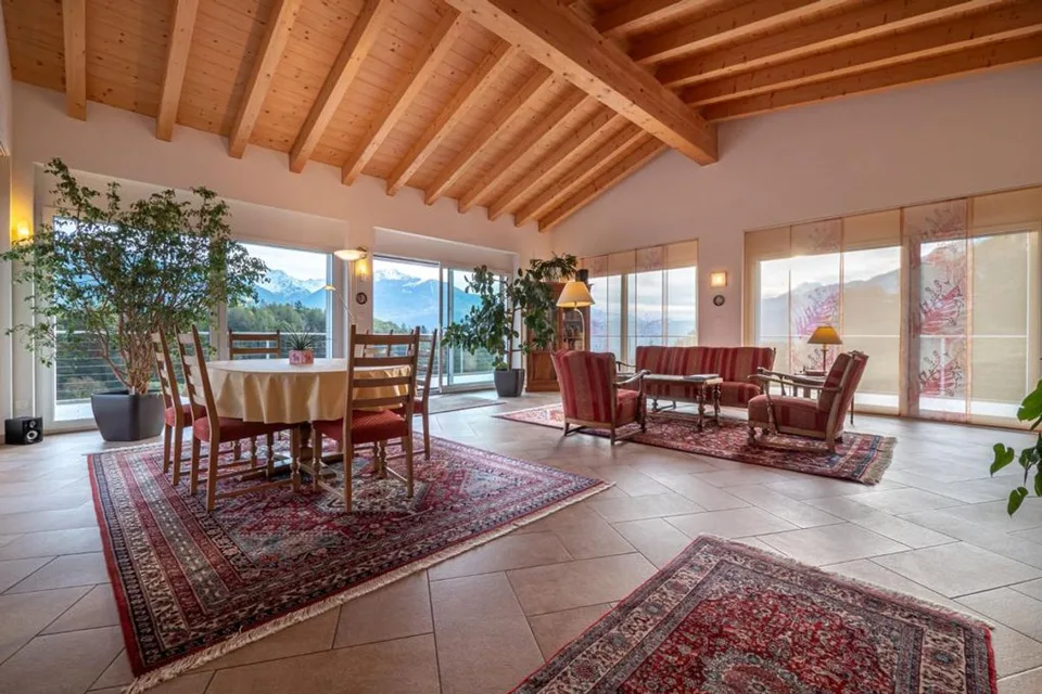 Maison spacieuse avec vue à Savièse, 5.5 pièces