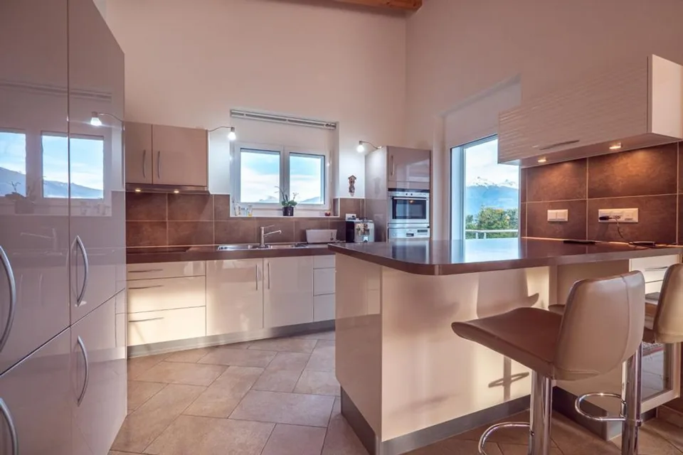 Maison spacieuse avec vue à Savièse, 5.5 pièces