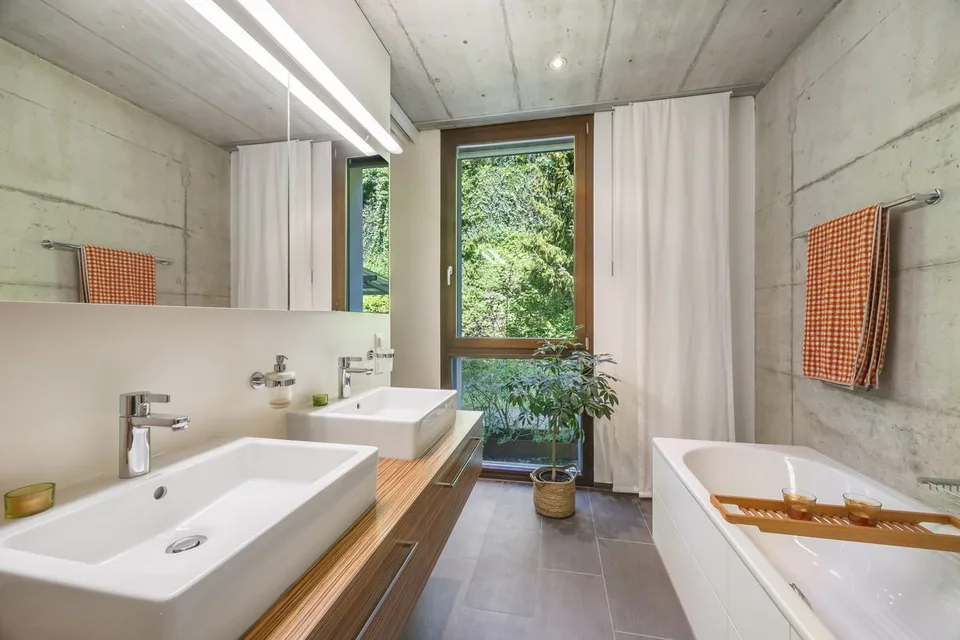 Appartement en rez-de-chaussée lumineux avec espace de séjour impressionnant et vue sur 6440 Ingenbohl-Brunnen