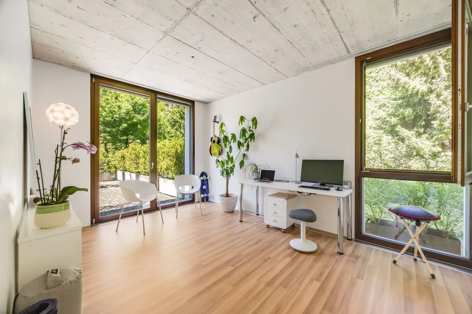 Appartement en rez-de-chaussée lumineux avec espace de séjour impressionnant et vue sur 6440 Ingenbohl-Brunnen