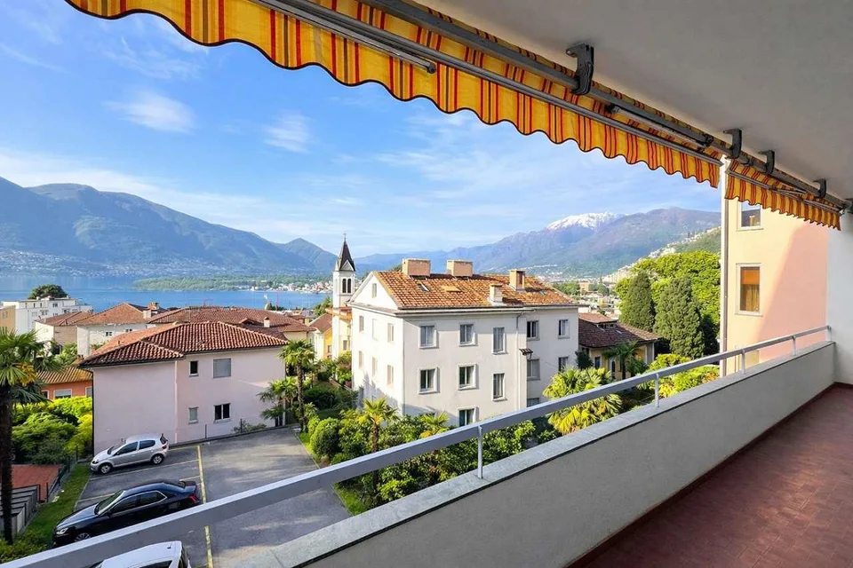Muralto - Elegante appartamento di 4,5 locali con 150 m2 e vista lago