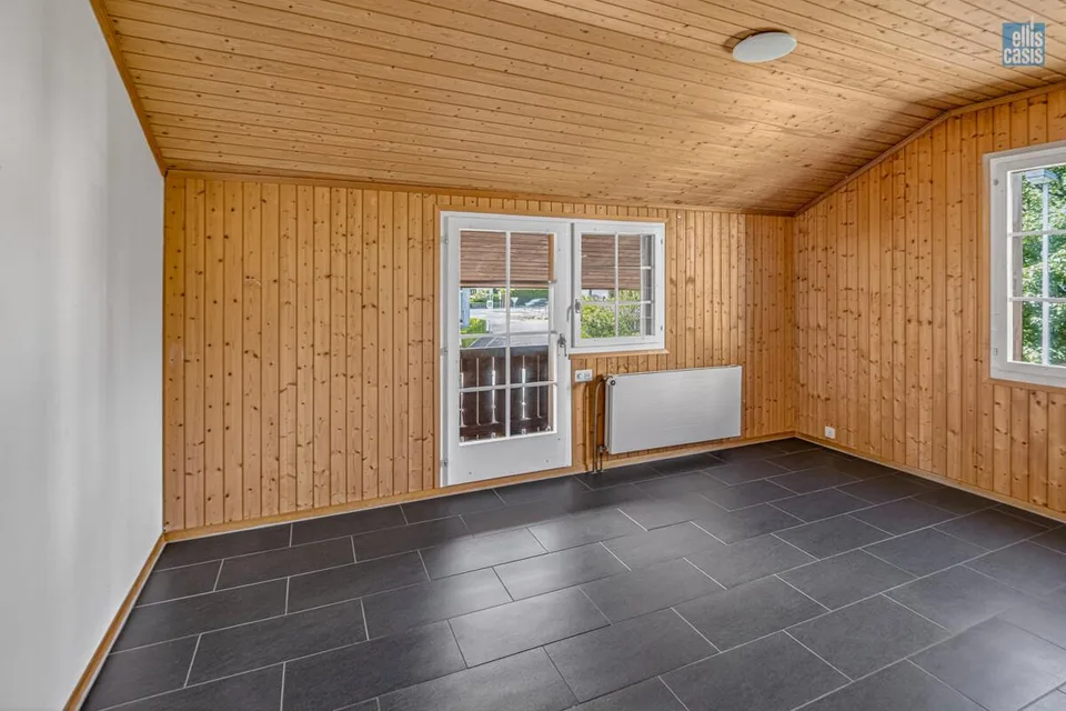 Incantevole gioiello di casa Flarz con giardino idilliaco