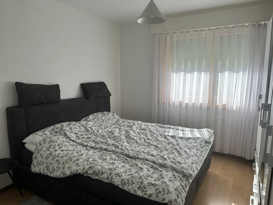Marly 3,5 Zimmer + 1 Tiefgaragenstellplatz + 1 Außenstellplatz – Foto 7 von 11