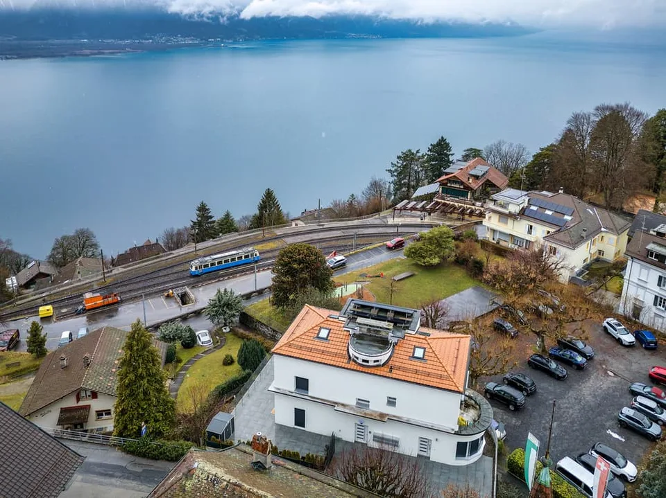 Vollvermietetes Mehrfamilienhaus oberhalb von Montreux