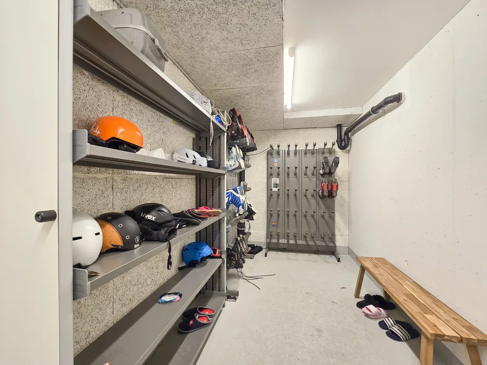 NUR ALS ERSTWOHNSITZ - Moderne 4.5-Zimmer-Wohnung im 1. OG