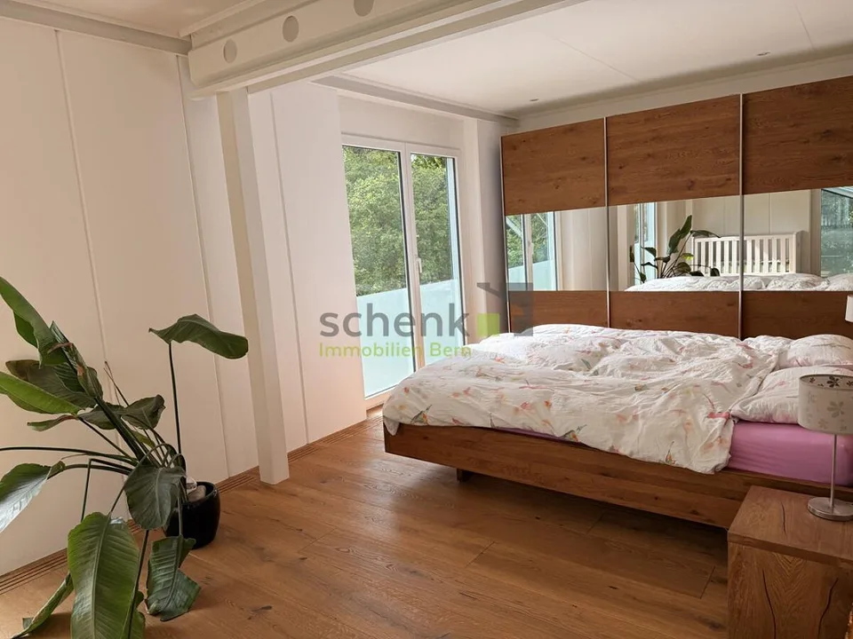 5.5-ROOM SINGLE-FAMILY HOUSE WITH HEATED CONSERVATORY AND GARDEN IDYLL
