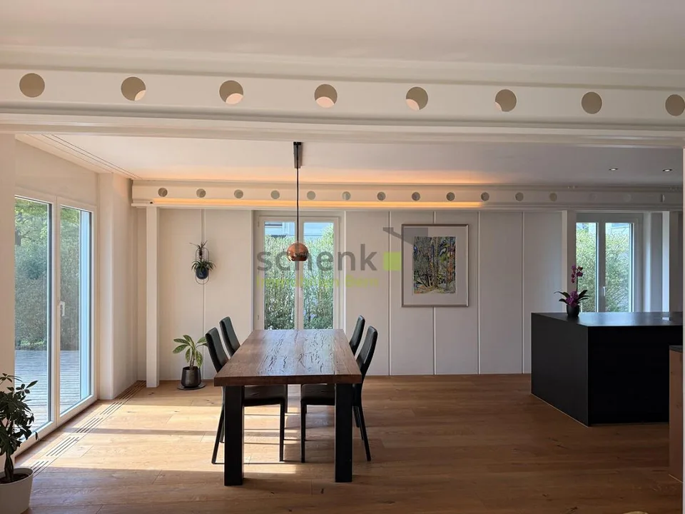 5.5-ROOM SINGLE-FAMILY HOUSE WITH HEATED CONSERVATORY AND GARDEN IDYLL
