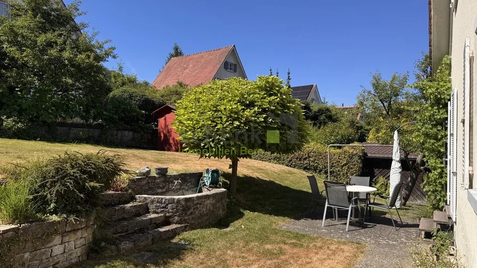 Charming Single-Family Home with Garden