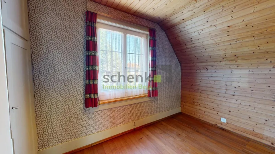 Charming Single-Family Home with Garden