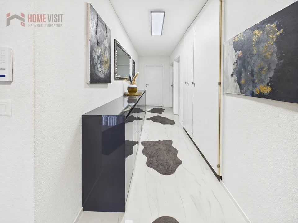 Appartement de jardin élégant de 4,5 pièces avec jardin et terrasse