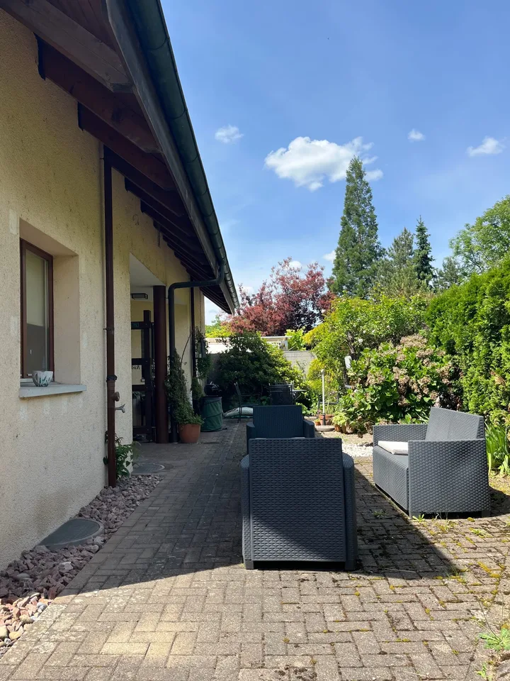 Reiheneckhaus mit Gewerbe - Wohnen und Arbeiten unter einem Dach