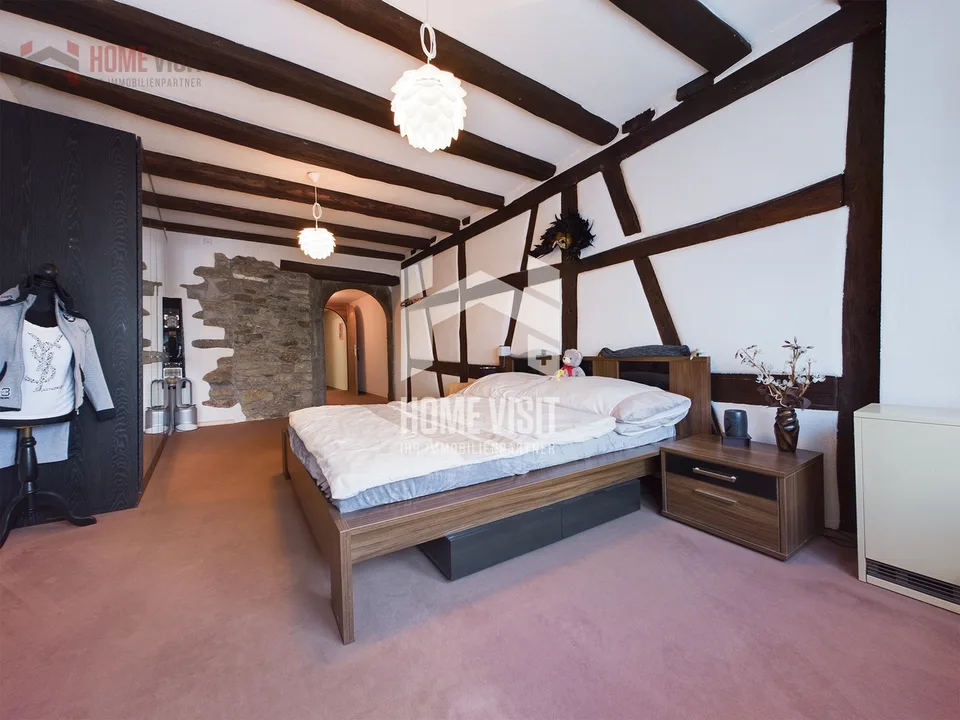 In Love with Detail - Townhouse with Character & Expansion Potential