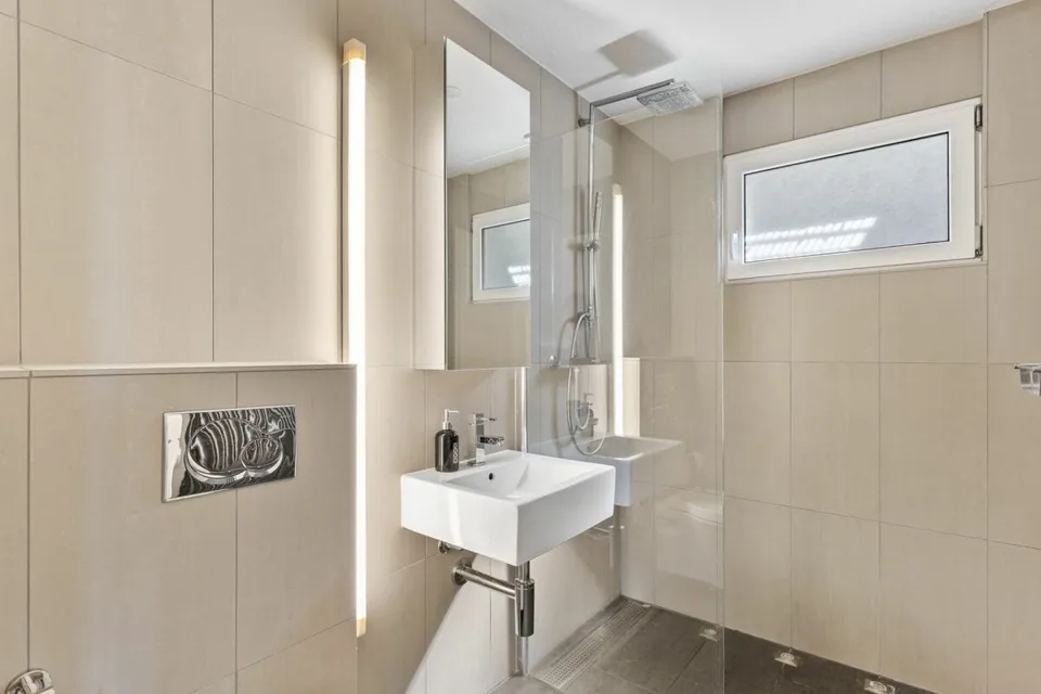 LIVING IN A PRIVILEGED LOCATION WITH A VIEW - SINGLE-FAMILY HOUSE IN BAAR