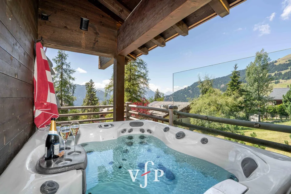 Exklusiv! Duplex mit 5,5 Zimmern in Brunet