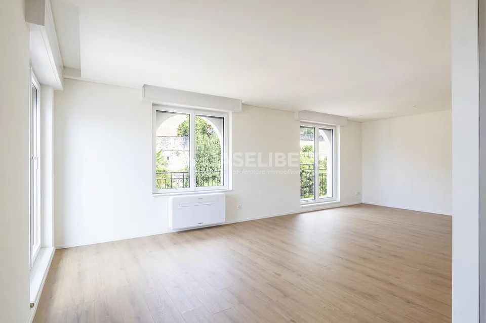 NEUE 2.5 ZIMMER IM OBEREN STOCK
