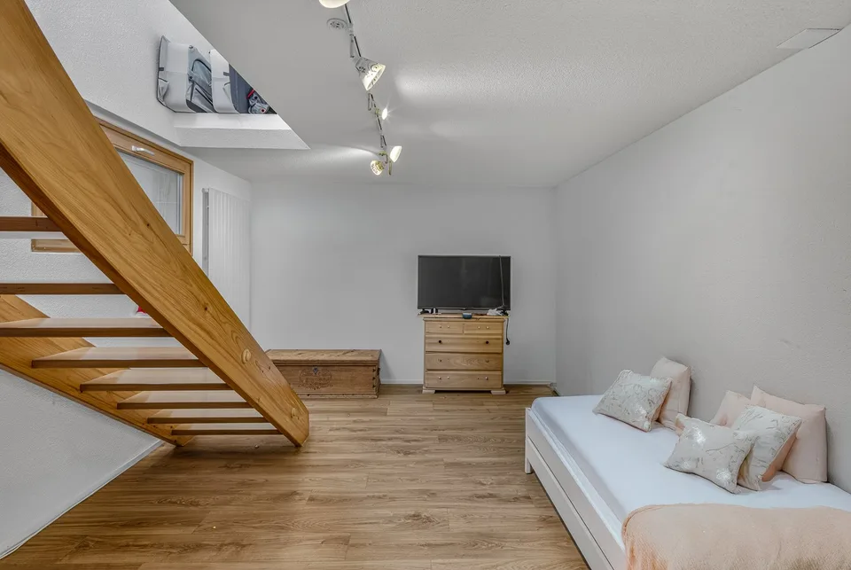 Ihr neues Zuhause in der Natur von Zürich! – Foto 9 von 14