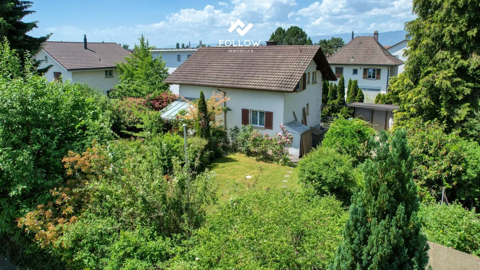 Doppeltes Wohnvergnügen: Ihr neues Zweifamilienhaus mit Baulandreserve